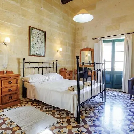 Tatil Evi 4 Bedroom With Private Pool